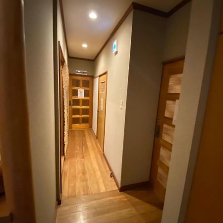 Tsuruya Guesthouse Hiroshima Bagian luar foto