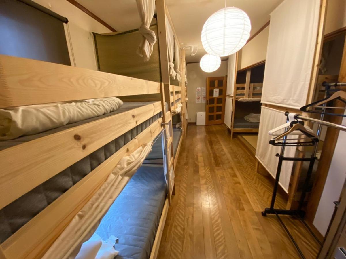 Tsuruya Guesthouse Hiroshima Bagian luar foto